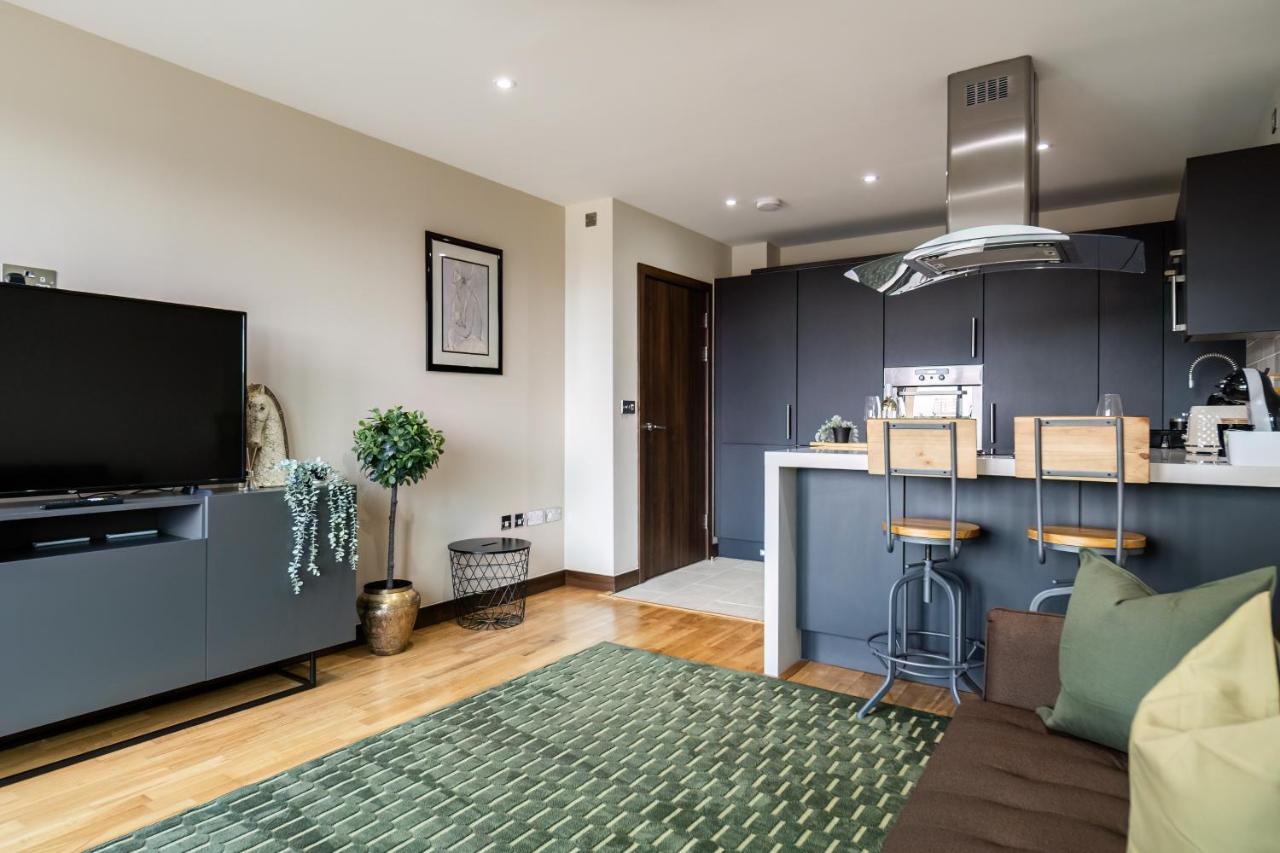 Livestay-stunning With Private Balcony & River Views Appartement Londres