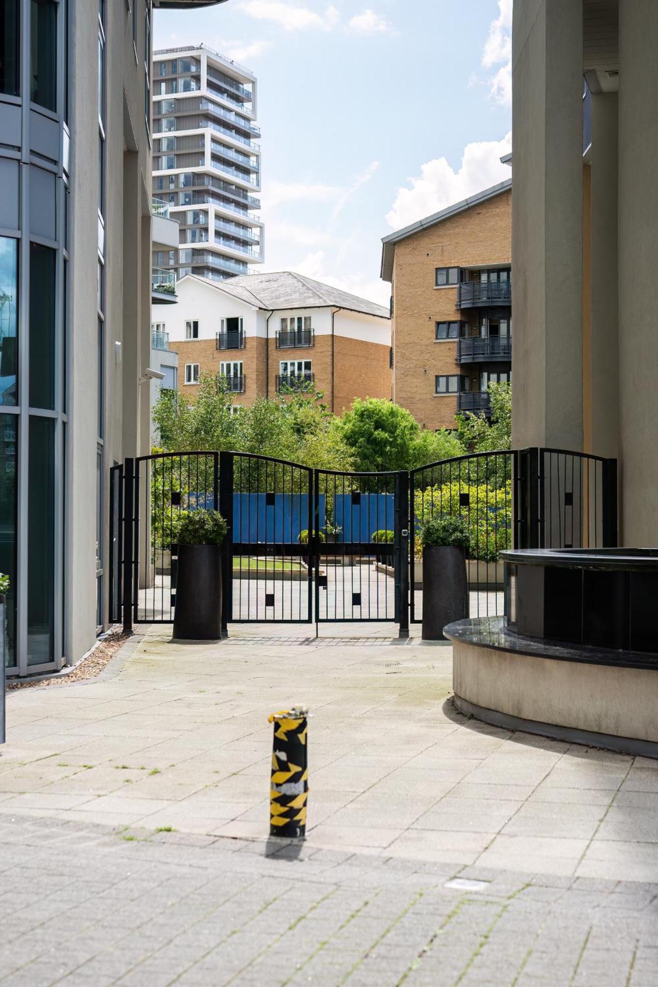 Livestay-stunning With Private Balcony & River Views Appartement Londres