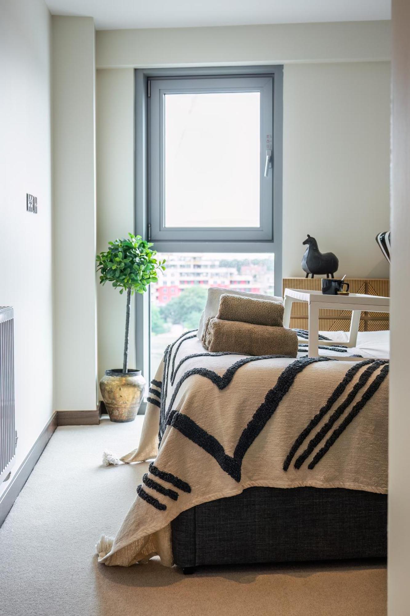 Livestay-stunning With Private Balcony & River Views Appartement Londres