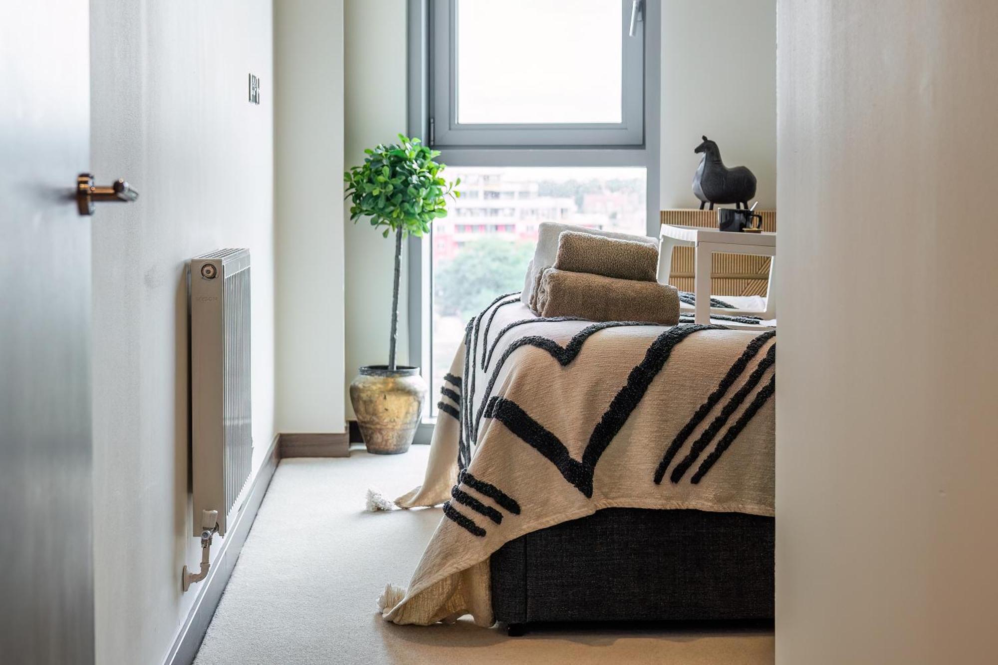 Livestay-stunning With Private Balcony & River Views Appartement Londres